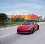 Porsche 911 Carrera GTS Cabriolet 2017 года (NA)